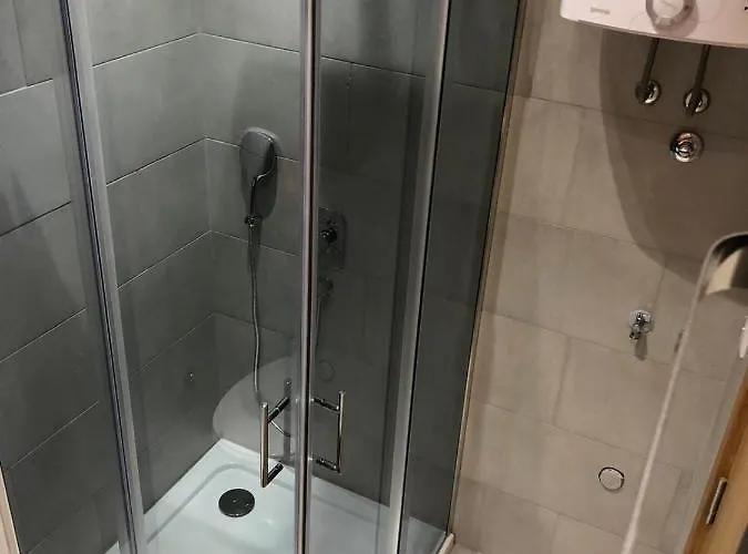 Apartament Tina Gomax